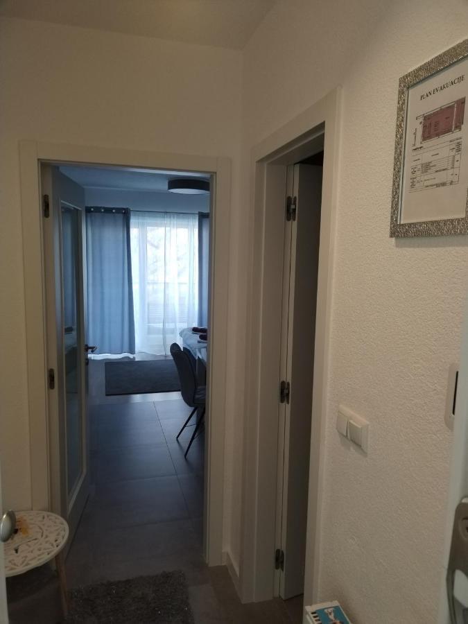 Studio Apartman Implex Apartment Ðakovo Bagian luar foto